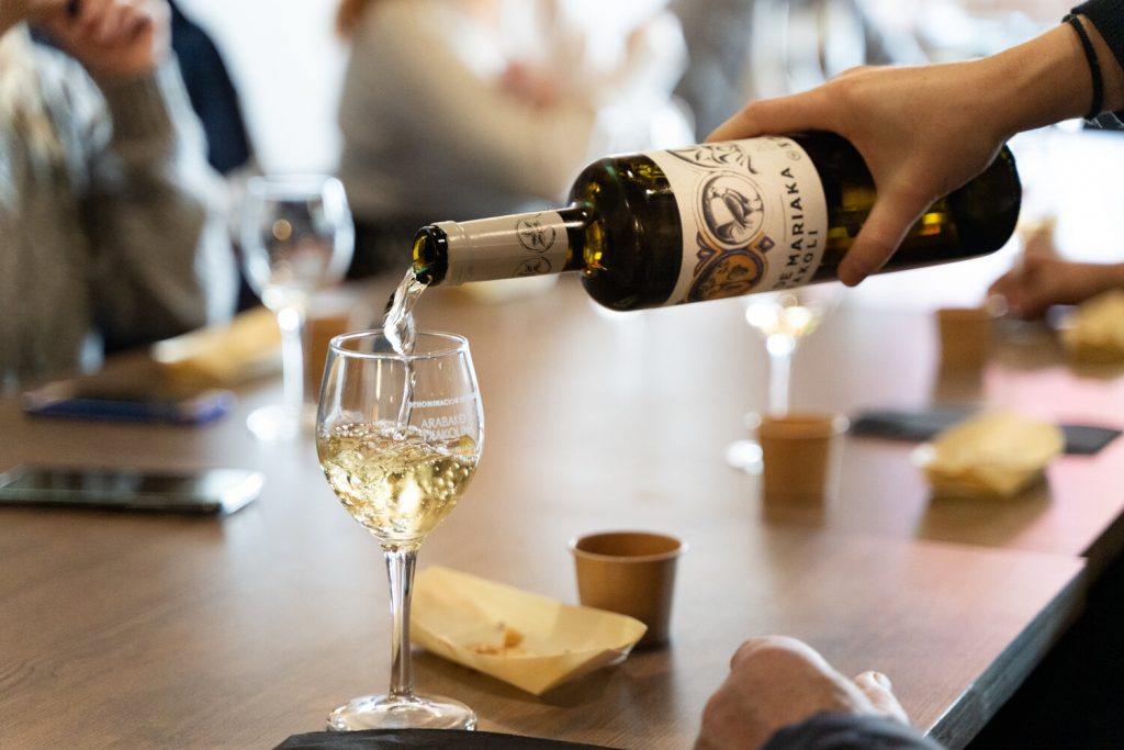 Showcooking de Jorge Romero en la Bodega Artomaña